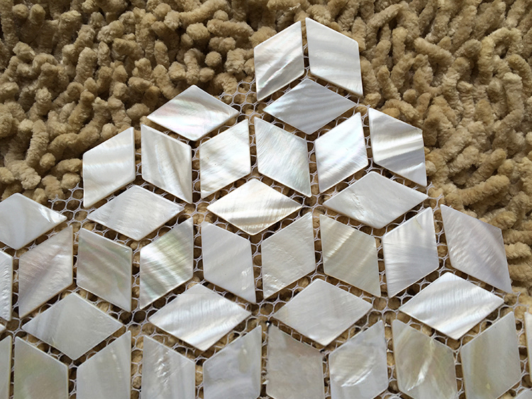Rhombus white shell mosaic til - Home Improvement Background recensione e prezzo