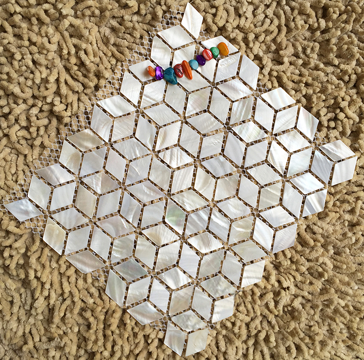 Rhombus white shell mosaic til - Home Improvement Background recensione e prezzo